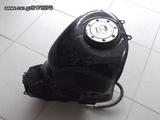 Honda CBR600RR 2003/2006 Ντεπόζιτο/Ρεζερβουάρ βενζίνης,Αντλία/τρόμπα βενζίνης.τάπα ντεπόζιτου σε άριστη κατάσταση!!!