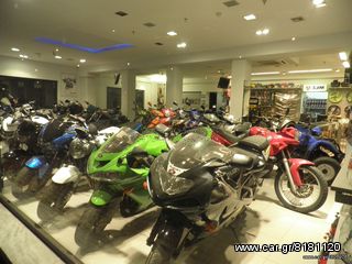 Suzuki GSXR 600-750 K8-K9 κάτω πλαστικό μέρος σέλας σε άριστη κατάσταση!!!-thumb-9