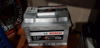 ΜΠΑΤΑΡΙΕΣ ''AΓΓΕΛΙΔΗΣ'' BOSCH 63AH S5005 610CCA SILVER-thumb-5