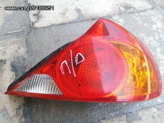 KIA SEPHIA ΦΑΝΑΡΙ ΠΙΣΩ