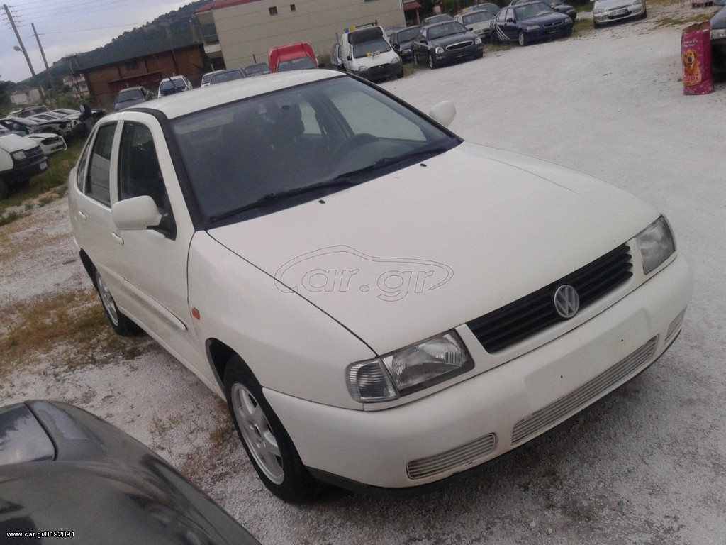 Volkswagen Polo 1999 16 V