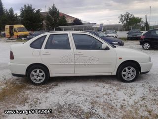 Volkswagen Polo 1999 16 V-thumb-3