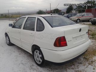 Volkswagen Polo 1999 16 V-thumb-7