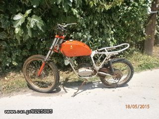 malaguti ronco 50  motorcycle for parts sale minarelli p6 ολοκληρη μοτοσυκλετα για ανταλακτικα. κομματι κομματι . καλες τιμες!!! 