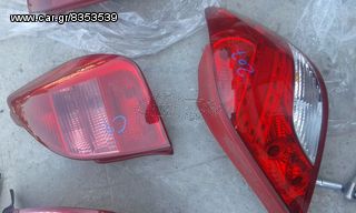 πισω φαναρι απο Citroen C2 2006