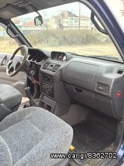 Mitsubishi pajero-thumb-4