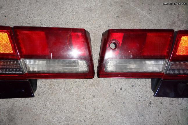 Toyota Carina E 5θυρο πίσω φανάρια εσωτερικά (τζαμόπορτας)