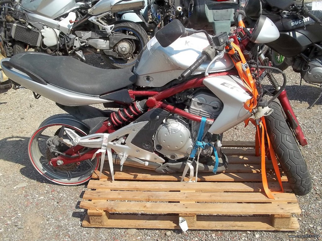 KAWASAKI ER6N