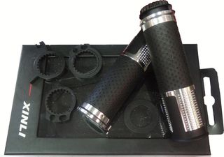 Χειρολαβές Xinli XL-654 ασημί