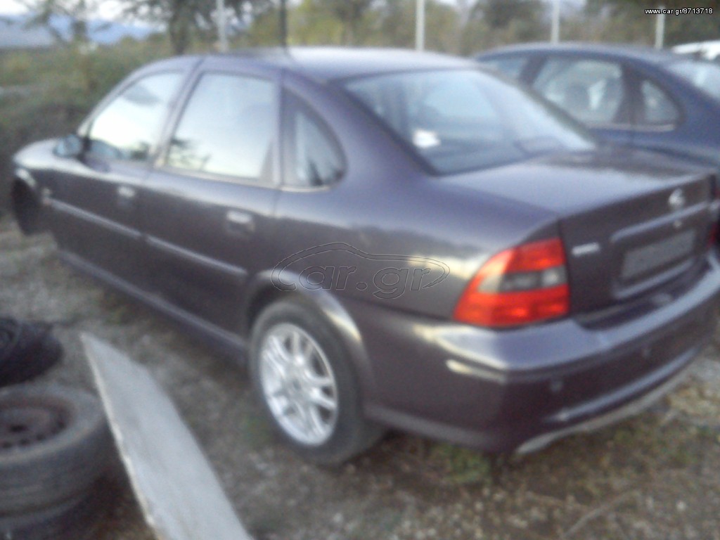 Opel Vectra  '01