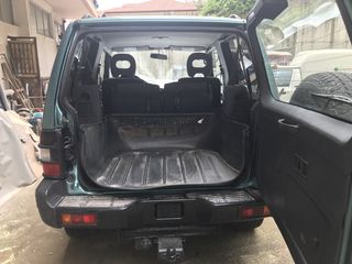 Mitsubishi pajero-thumb-1