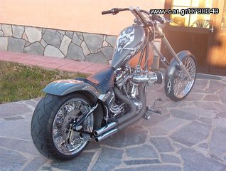 Harley Davidson Softail Custom 2015-thumb-2