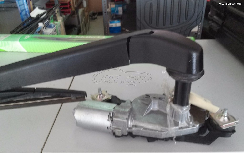 ΜΟΤΕΡΑΚΙ ΜΕ ΜΠΡΑΤΣΟ FORD FOCUS