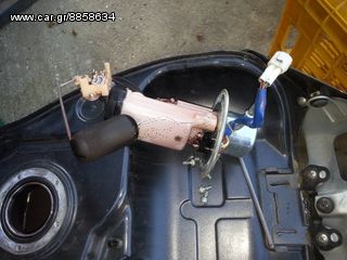 Suzuki GSX 750  '07-thumb-2