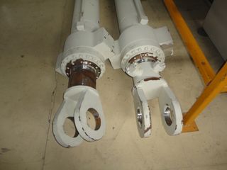 Builder 2009 ΥΔΡΑΥΛΙΚΕΣ ΜΠΟΥΚΑΛΕΣ 7,26Μ-thumb-2