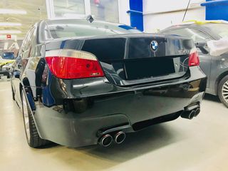 BMW SERIES 5  E60 / E61  BODY KIT Type M5-thumb-102