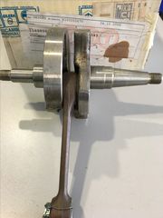 ΠΩΛΕΙΤΑΙ ΚΑΙΝΟΥΡΓΙΟΣ ΣΤΡΟΦΑΛΟΣ VESPA P125-150X