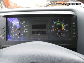 Κόφα Mercedes-Benz 2002 815 ATEGO-thumb-3