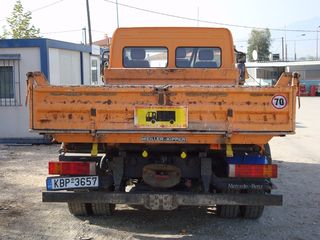 Ανατροπή Mercedes-Benz 2003 915-thumb-1