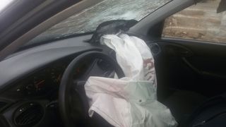 Ford Focus 2003-thumb-1