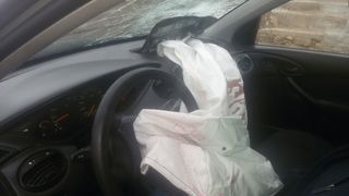 Ford Focus 2003-thumb-2
