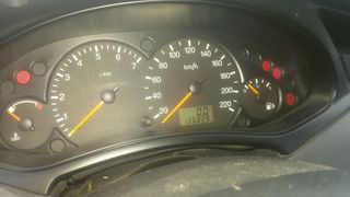 Ford Focus 2003-thumb-3