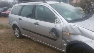 Ford Focus 2003-thumb-4