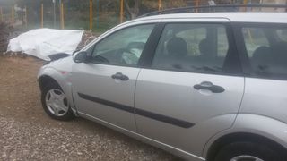 Ford Focus 2003-thumb-7