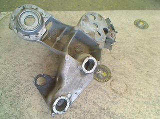 VW PASSAT 97-00 BASI ALOUMINIOU ARISTERI KAI DEXIA ME KOD 8D0199352H - 8D0199351H TIM 25E TO TEM EPANO +++1TEM  TEL A4