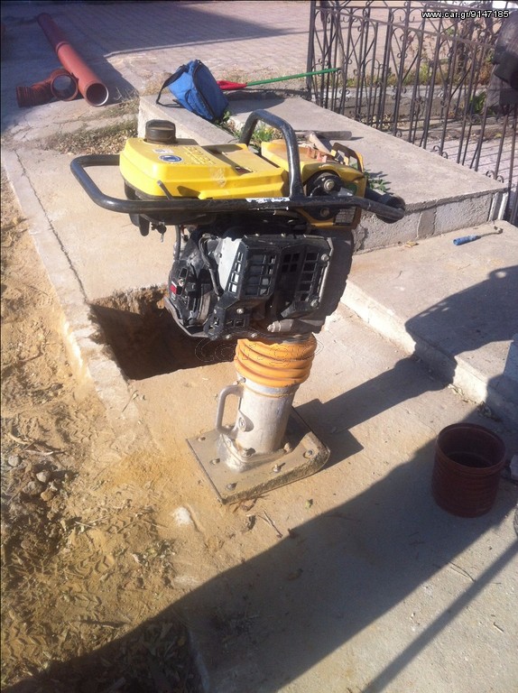 Δονητικές Πλάκες Bomag 2012 ΒΤ 65/4SN