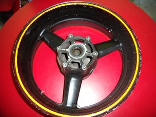 yamaha yzfr1-thumb-1