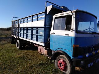 Σασί Mercedes-Benz 1990 608D-thumb-1