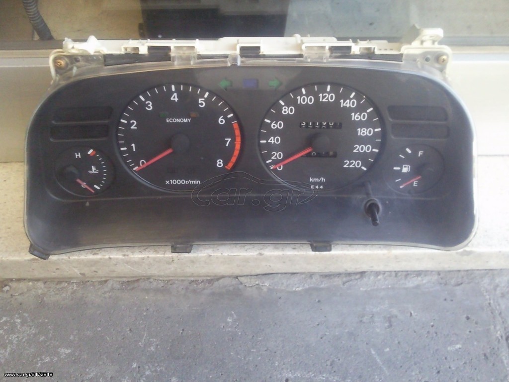 Corolla Κοντέρ  *