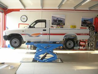 ΤΟΥΟΤΑ HILUX ΡΙΓΑ ΜΕ ΧΡΩΜΑΤΑ ΤΗΣ ΕΠΙΛΟΓΗΣ ΣΑΣ-thumb-2