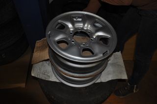 4 ΖΑΝΤΕΣ 15ΑΡΕΣ  ΣΙΔΕΡΕΝΙΕΣ TOYOTA HILUX 2006-2014