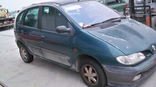 RENAULT MEGANE SCENIC-thumb-2