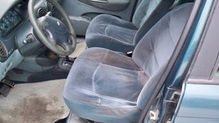 RENAULT MEGANE SCENIC-thumb-5