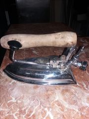 Σίδερο παλαιού τύπου για διακόσμηση