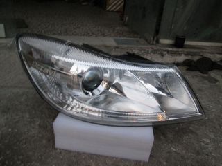 SΚODA OCTAVIA 5 ('08-'13mod) ΦΑΝΑΡΙ ΕΜΠ ΔΕΞΙ (με το λογοτυπο)