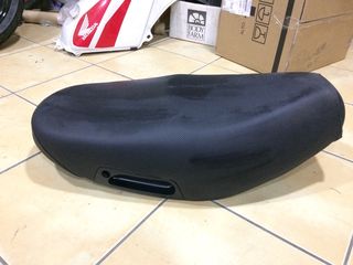 ΣΕΛΑ PIAGGIO ZIP 50 1995-2002-thumb-1