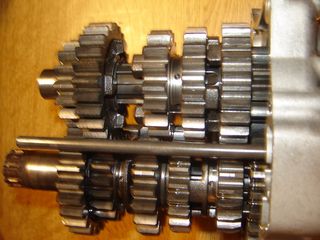 RGV 250 M  91-M   SUZUKI                                            -thumb-1