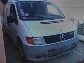 Κλούβα Mercedes-Benz 2004-thumb-2