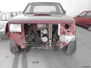 Nissan Navara  '01-thumb-1