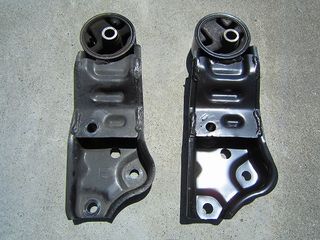 Βάσεις κινητήρα NISSAN  MARCH  11220-44B05