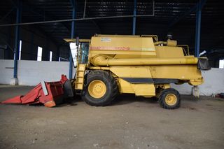 Θεριζοαλωνιστικές New Holland 1992 TF 46-thumb-2