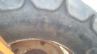 Τρακτέρ Valmet 1980 1100 ΓΙΑ ΑΝΤΑΛΛΑΚΤΙΚΑ-thumb-2