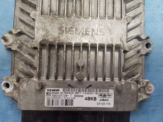 Ford Focus εγκέφαλος κινητήρα 6M51-12A650-YB SID202