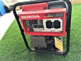 ΓΕΝΝΗΤΡΙΑ ΡΕΥΜΑΤΟΣ Honda EM30 Cyclo-Converter Generator