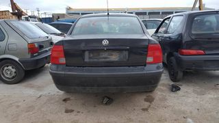 VolksWagen Passat, 1600cc, μοντέλο του 2002-thumb-1