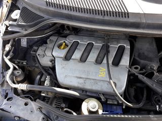 Renault Scenic  '02-thumb-2